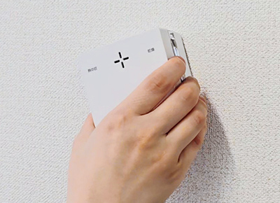 新しい火災警報器と交換
